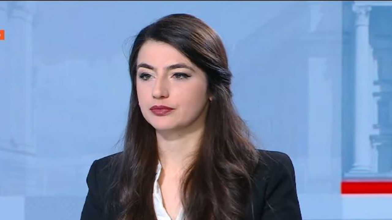 Лена Бориславова: Даниел Митов не е подготвен да ръководи силовото министерство